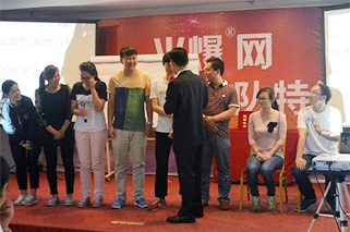 ɾԼ-ӭh(hun)(ji)LĠB(ti)ӵӰ