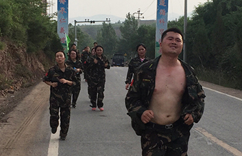 @HHͽǈF(tun)(du)ںϣ