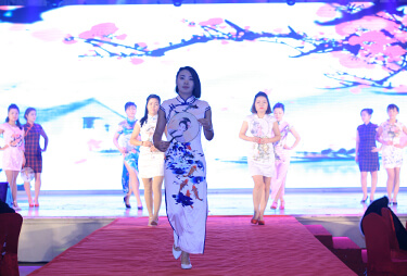 㡶\CAչF(xin)҂ͬ